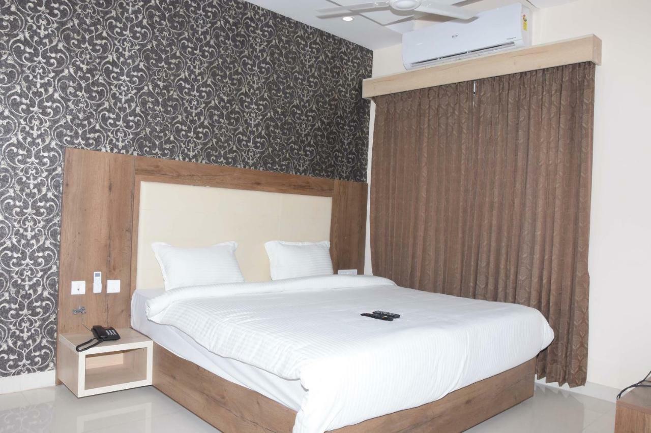 Salem Regency - A Business Stay المظهر الخارجي الصورة
