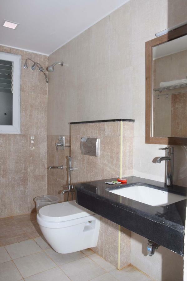 Salem Regency - A Business Stay المظهر الخارجي الصورة