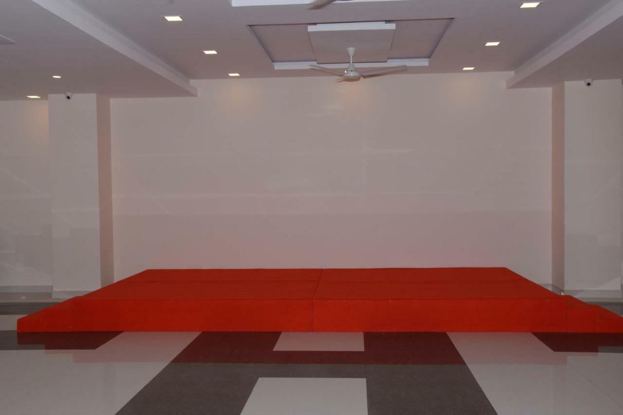 Salem Regency - A Business Stay المظهر الخارجي الصورة