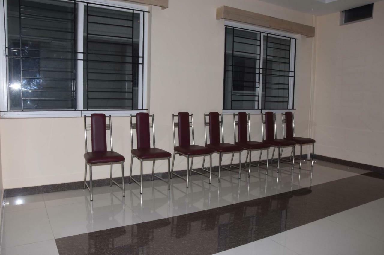 Salem Regency - A Business Stay المظهر الخارجي الصورة